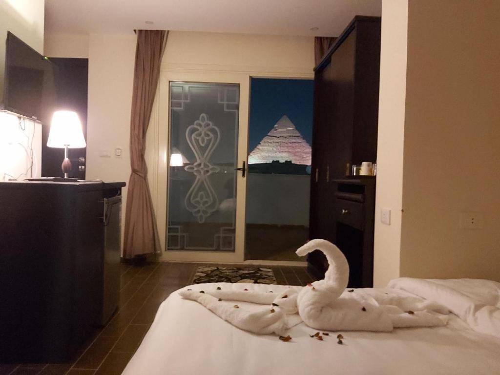 Pyramids Plateau Inn Giza Esterno foto