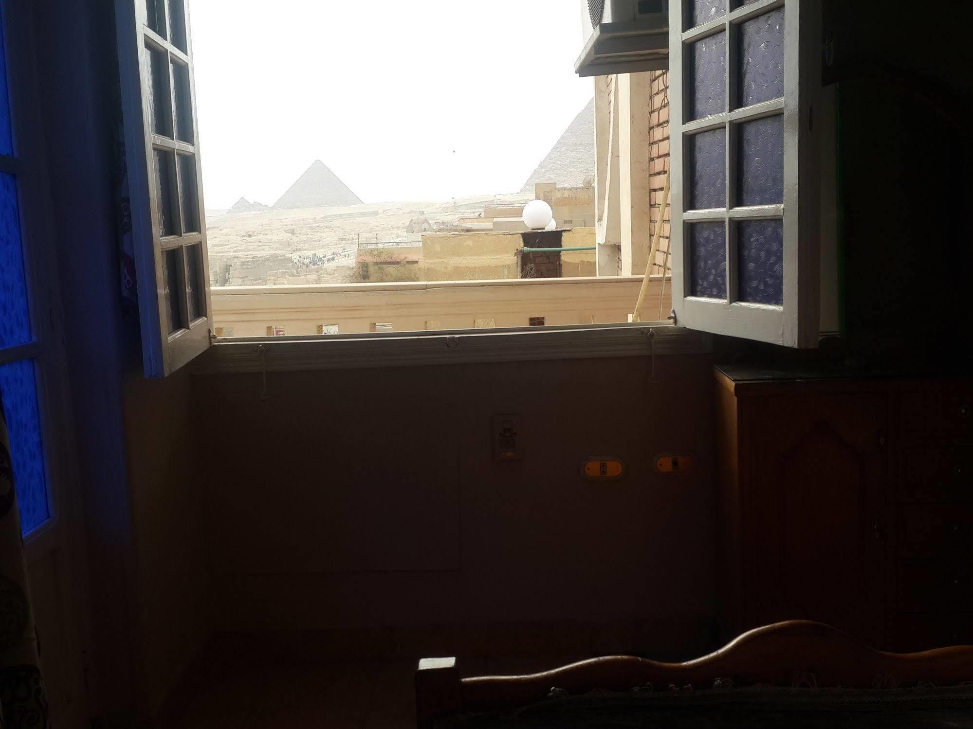 Pyramids Plateau Inn Giza Esterno foto